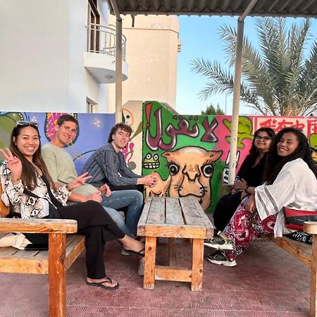 Basil Hostel مسقط المظهر الخارجي الصورة
