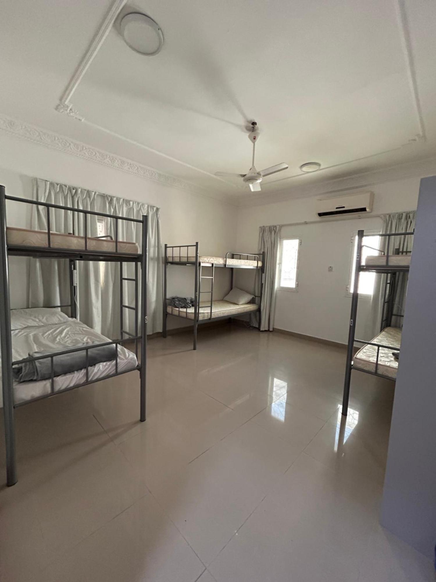 Basil Hostel مسقط المظهر الخارجي الصورة