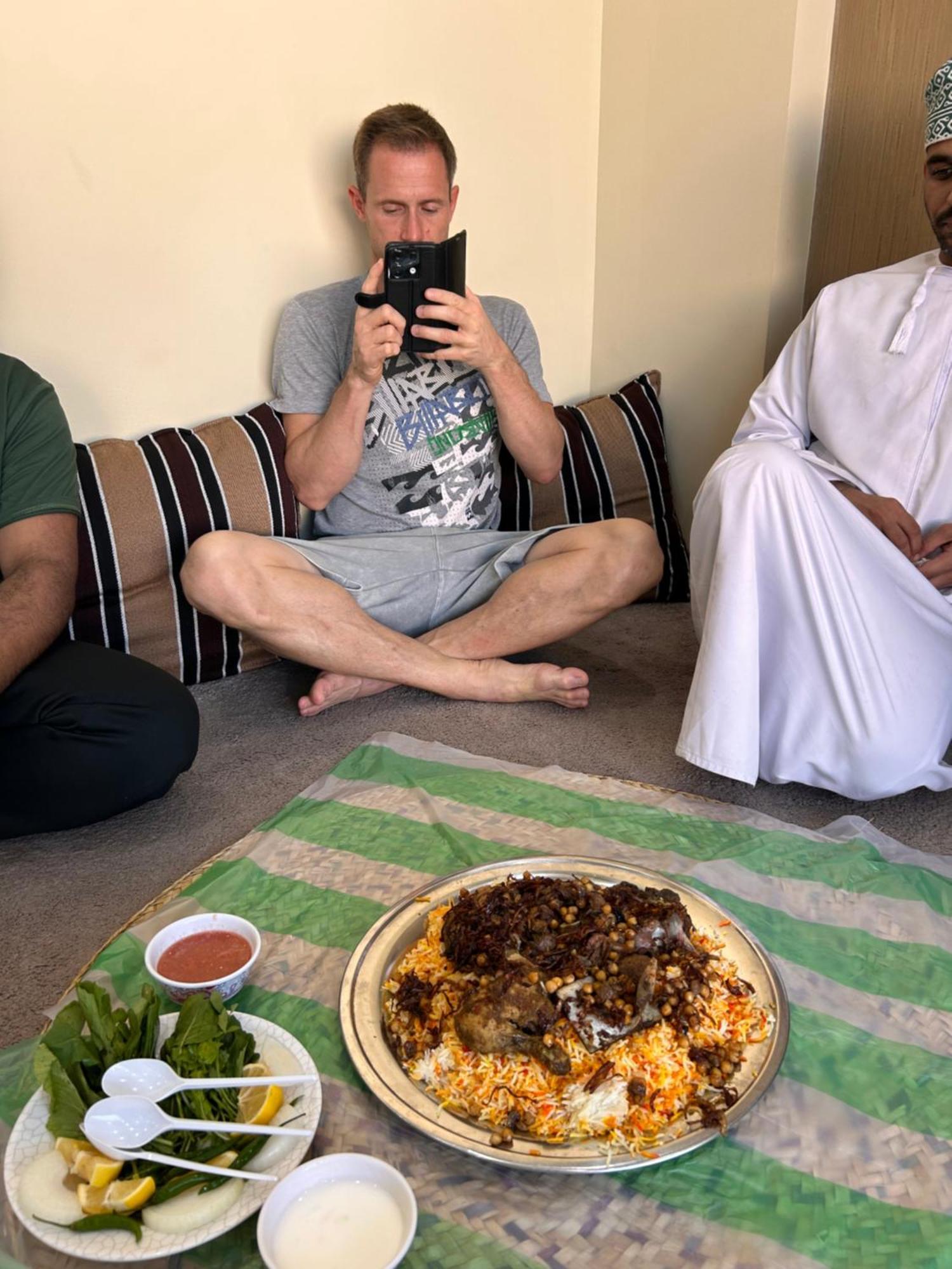 Basil Hostel مسقط المظهر الخارجي الصورة
